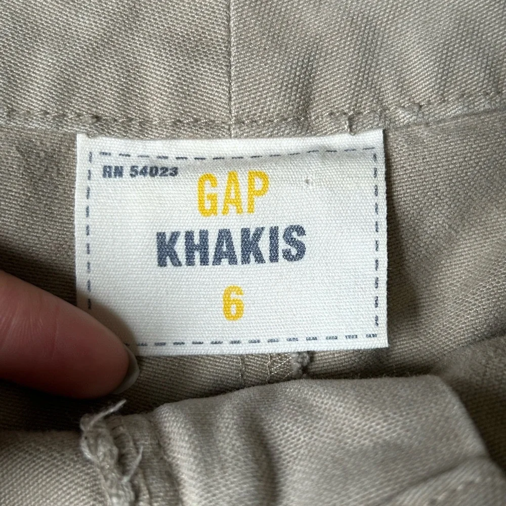 Gap Khakis Shorts Size 6 Beige Chino Slash Pockets Summer Vacation Everyday